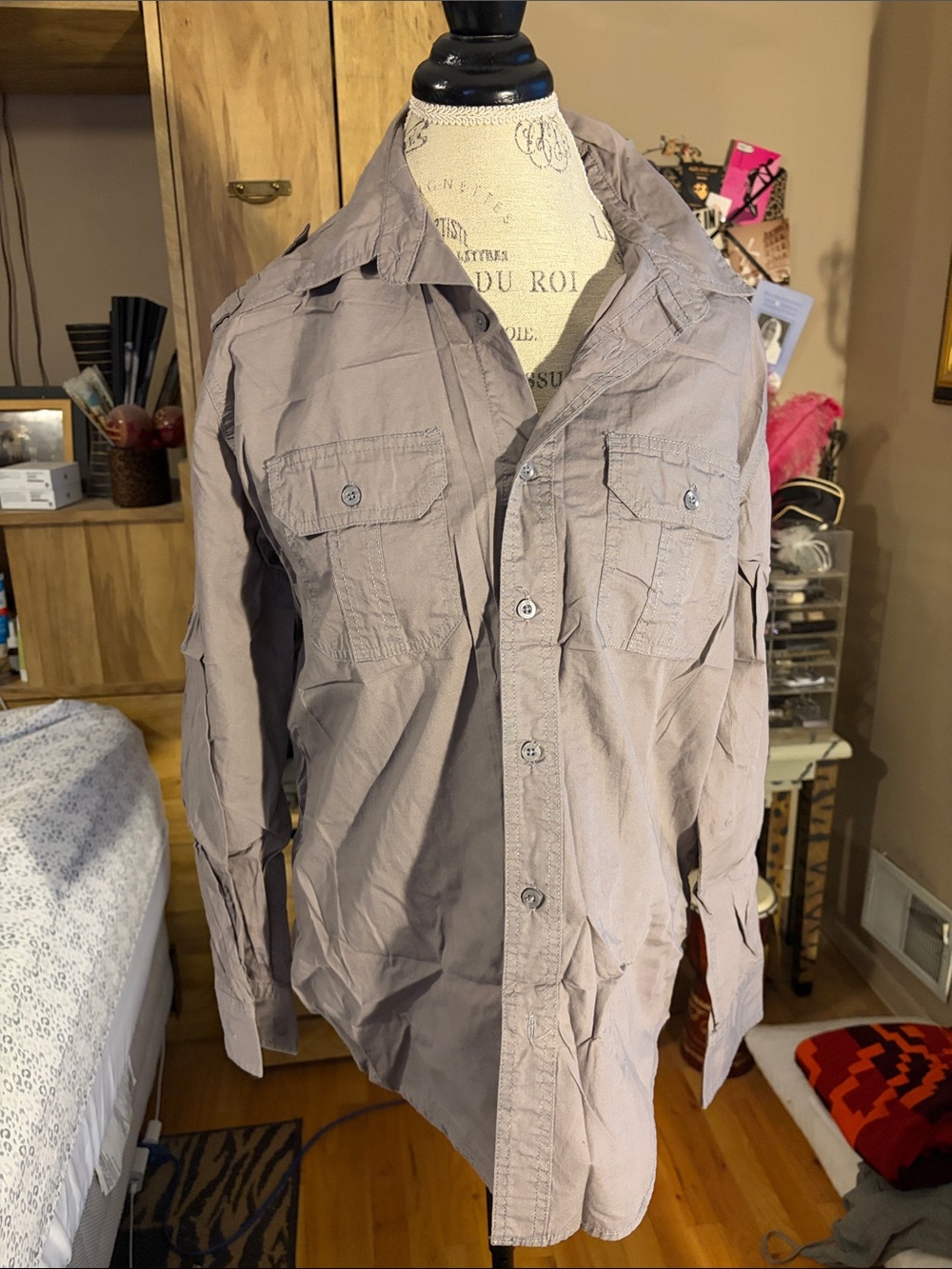 Men's Gray Casual Long-Sleeve Button Shirt - Medium